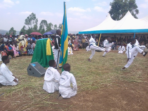 Abana bato nabo bagaragaje impano zabo mu byishimo baterwa n'uyu munsi.