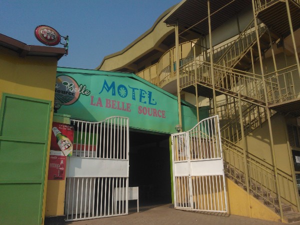 Motel La Belle Source.