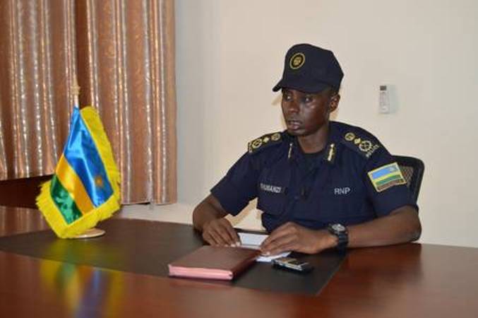 CP Rumanzi, umuyobozi wa Polisi y'u Rwanda ishami rishinzwe kubungabunga umutekano wo mu muhanda.