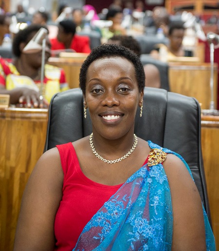 Dr Diane Gashumba wahawe kuyobora Minisiteri y'Ubuzima.