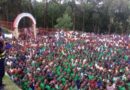 Abanyeshuri bagera ku bihumbi 100 bakanguriwe uburyo bwo gukoresha neza umuhanda Abanyeshuri bagera ku bihumbi 100 bakanguriwe uburyo bwo gukoresha neza umuhanda