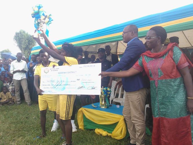 Kamonyi: Abagore batwaye igikombe cy’umurenge Kagame cup bashima Perezida Kagane