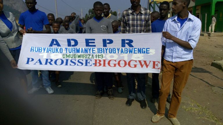 Rubavu: Urubyiruko rwa ADEPR rwakoze urugendo rwo kwamagana ibiyobyabwenge