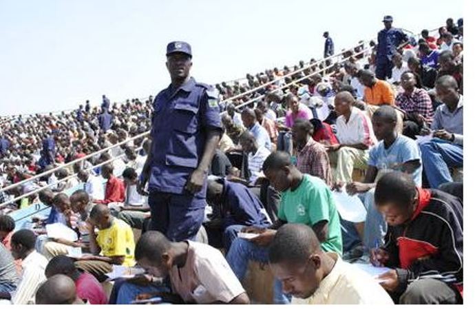 Abitegura gukorera impushya z’ibinyabiziga baragirwa inama zo kwitondera