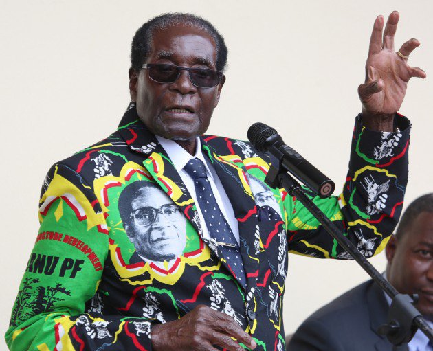Perezida Robert Mugabe yongeye kubabaza abatari bacye 