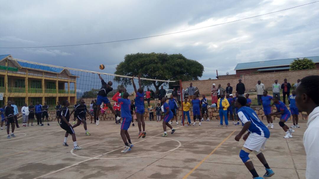 Kamonyi: Ikipe ya Ruyenzi Volleyball Club yateguye amarushanwa azahuriramo amakipe atanu