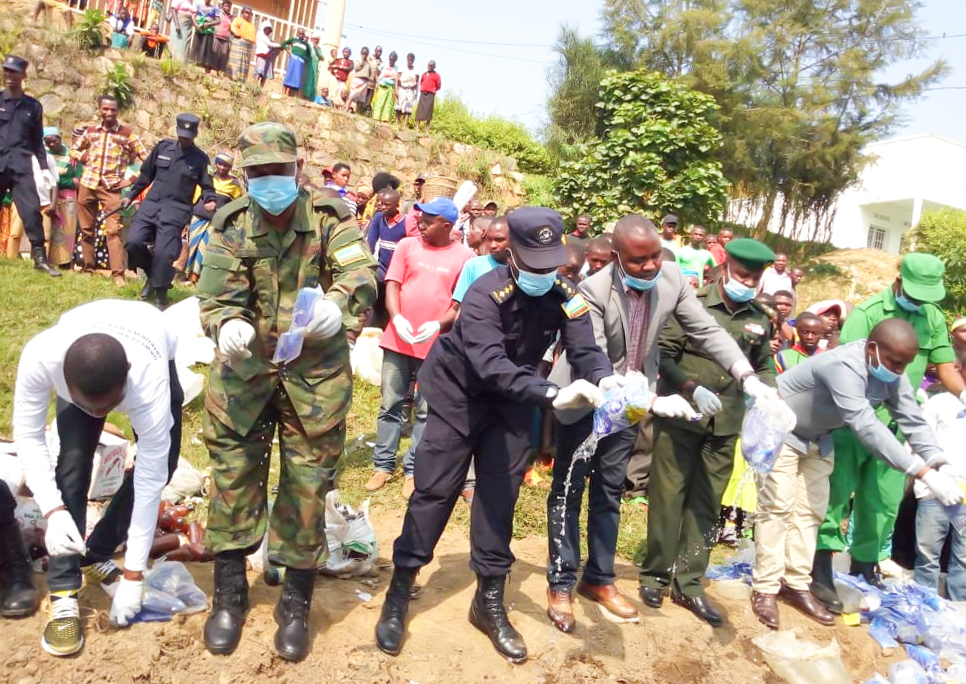 Ukwezi kw’Ibikorwa bya Polisi: Hamenwe ibiyobyabwenge by’asaga Miliyoni 480 hirya no hino