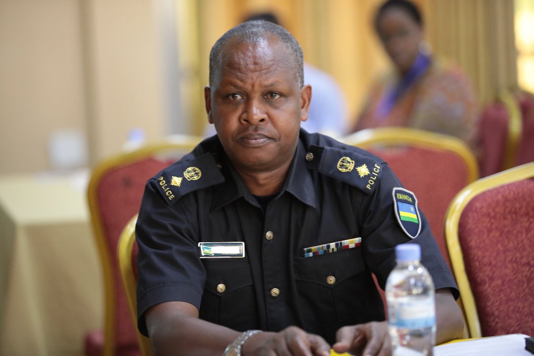 Polisi y’u Rwanda irasaba inzego zitandukanye korohereza abanyeshuri bajya mu biruhuko