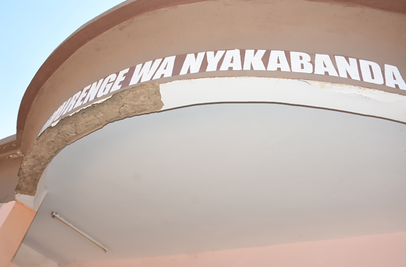 Kigali/Nyakabanda: Abagana ibiro by’Umurenge ntibatekanye kubera inyubako yangiritse