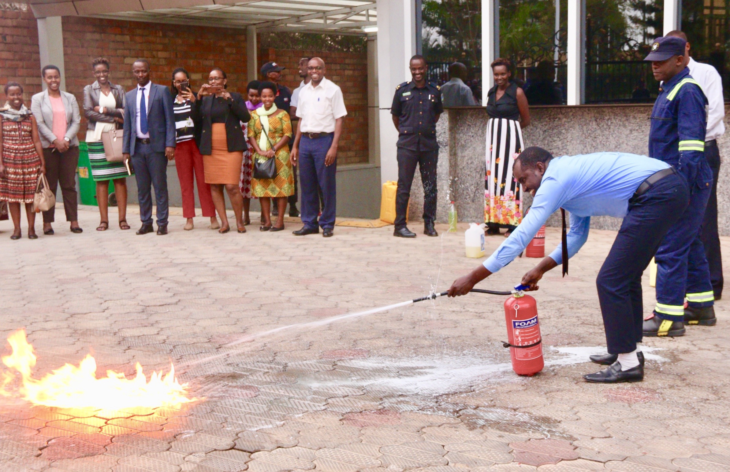 Irinde gusiga ucometse ibikoresho bishobora guteza inkongi y’umuriro-CIP Mutaganda