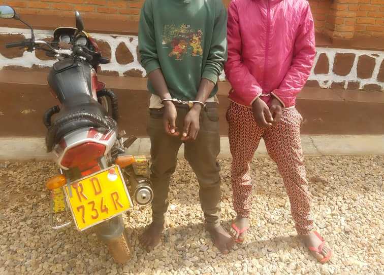 Gasabo: Abantu babiri batawe muri yombi na Polisi bakekwaho kwiba moto