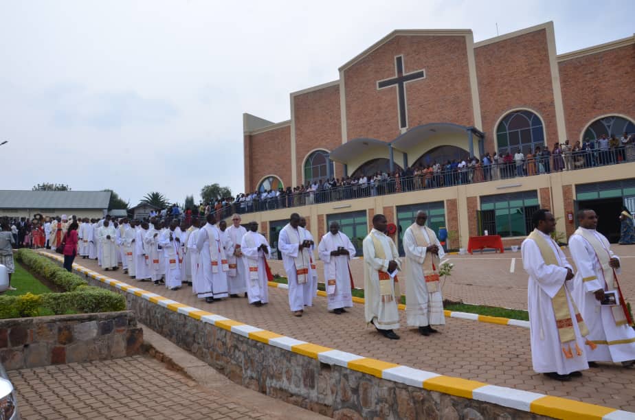 Gikondo: Abakirisitu Gatolika bahishuye ibanga bakoresheje mu kubaka Kiliziya ijyanye n’igihe mu gihe gito