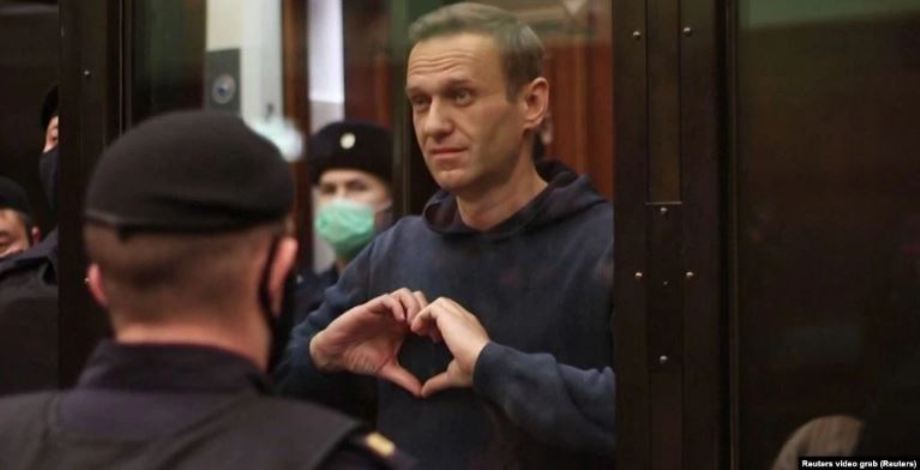 Urukiko rwakatiye Navalny utavuga rumwe n’ubutegetsi bwa Putin igifungo cy’imyaka isaga itatu