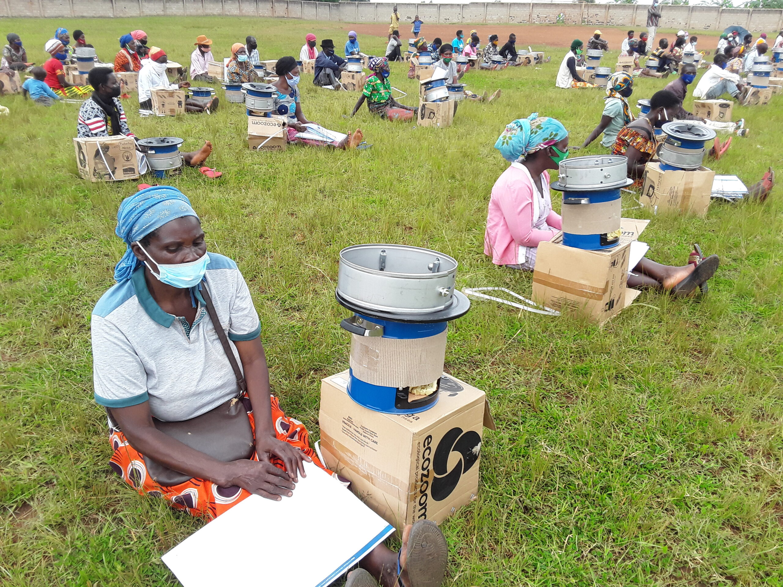 Kamonyi: Ingo ibihumbi 90 zatangiye guhabwa Imbabura zifite agaciro k’asaga Miliyari enye