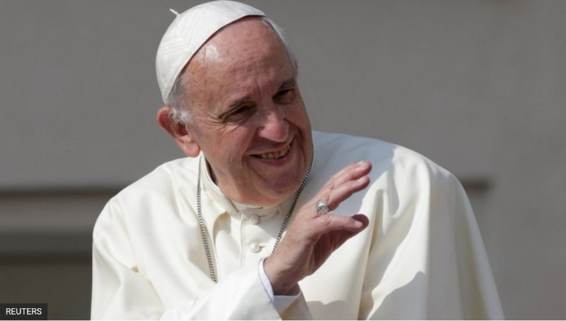 Papa Francis yasabye buri muntu kwikingiza Covid-19