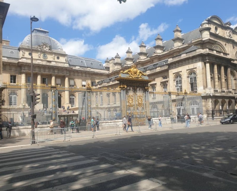 Paris: Abatutsi biringiye Perefe Bucyibaruta bashingiye ko yari afite umugore w’Umututsikazi-Umutangabuhamya