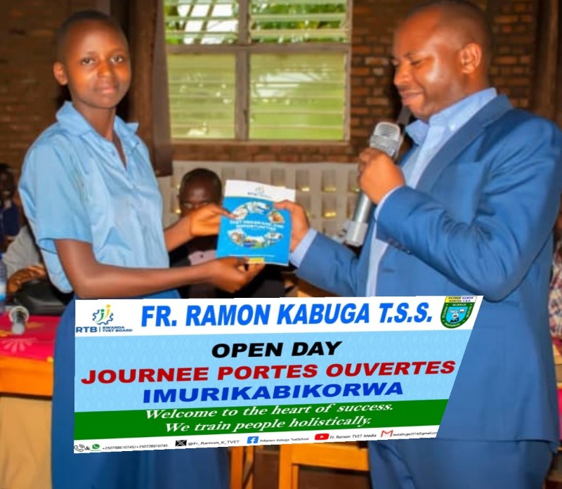 Kamonyi: Fr. Ramon KabugaT.S.S yakundishije benshi TVET binyuze mu imurikabikorwa-Open day