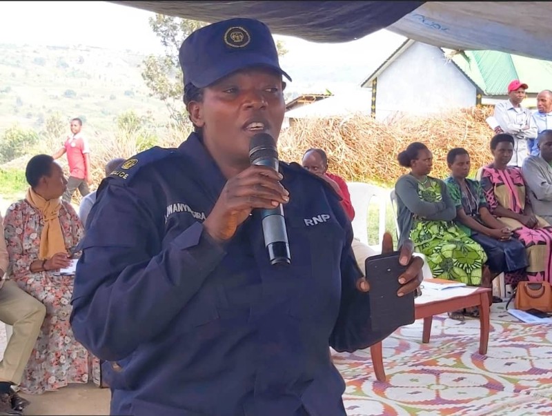 Kamonyi-Nyamiyaga: Witegereza ko umuntu akora icyaha, kumira ko kiba utanga amakuru-SP Marie Goretti Uwanyirigira