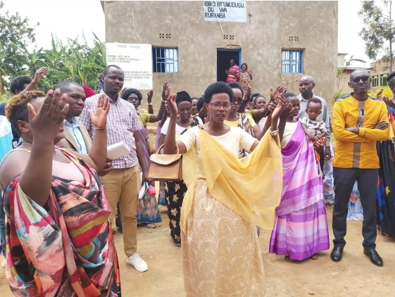 Kamonyi-Rugalika/Ruramba: Ihaniro(Igikari cy’Umubyeyi) ryashyize Abagore ku murongo